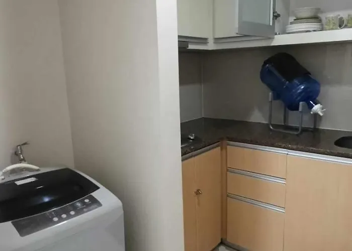Apartment Airport Hub Near Naia T3 -101 Newport Boulevard *