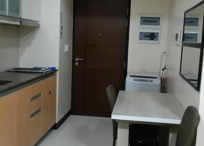 Airport Hub Near Naia T3 -101 Newport Boulevard